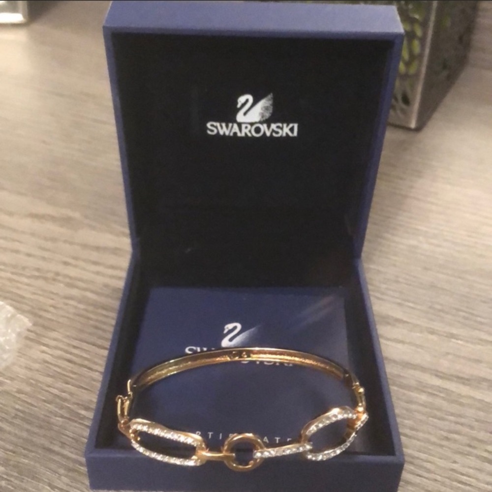 NEW IN BOX Swarovski Bangle